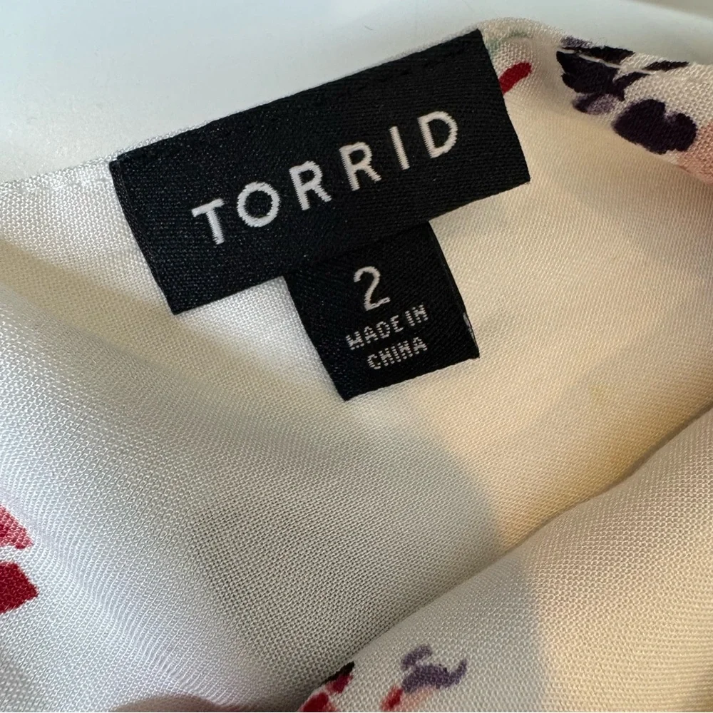 Torrid White Floral Maxi Challis Teired Dress size 2 = 18/20 - Picture 11 of 13
